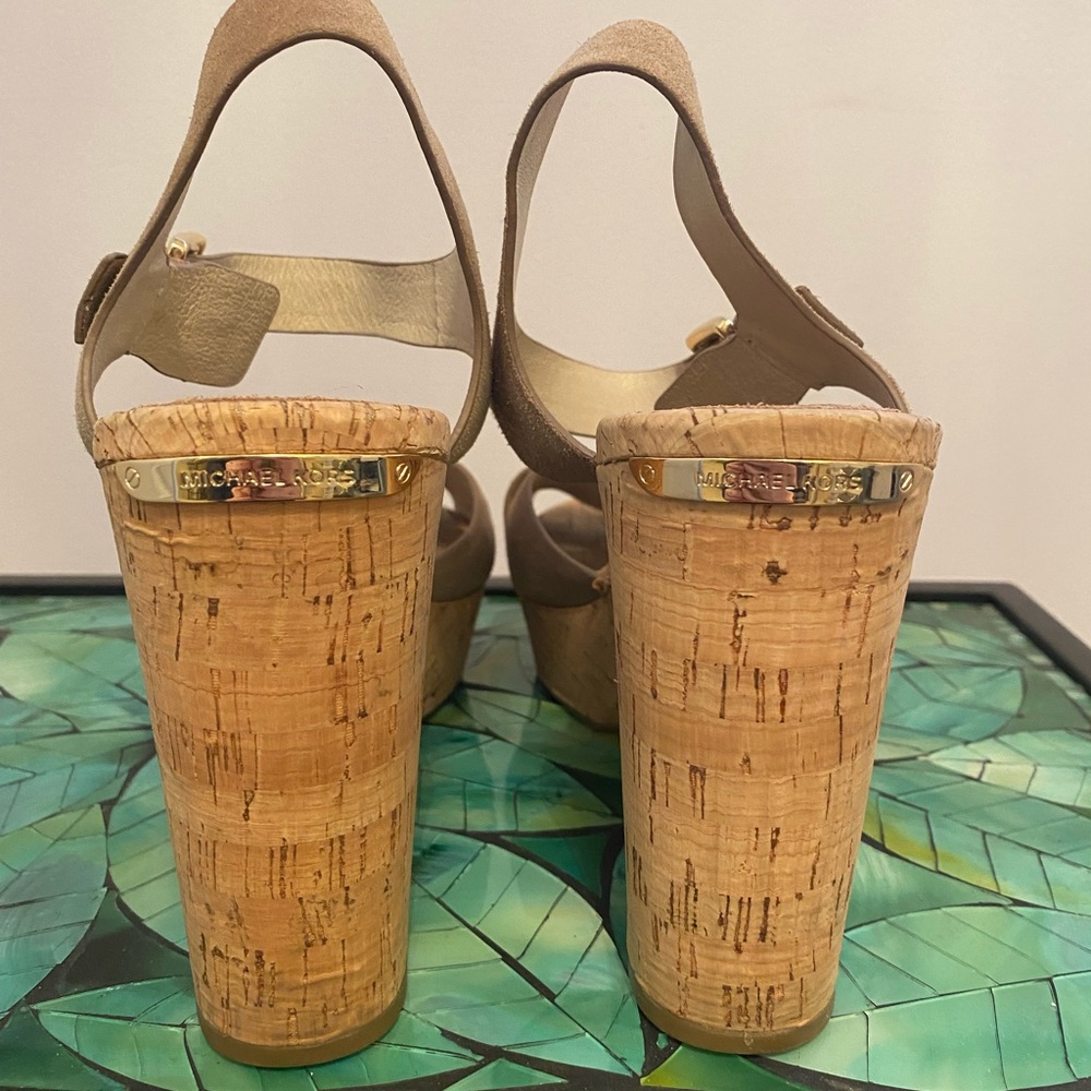 Michael Kors platform sandals - Picture 6 of 6